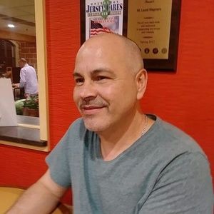 Meet your Posher, Chris